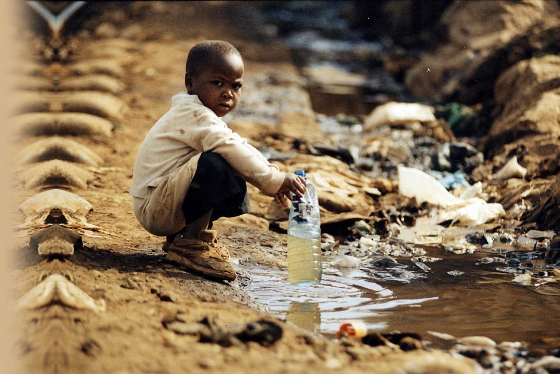 Sad African Children Water